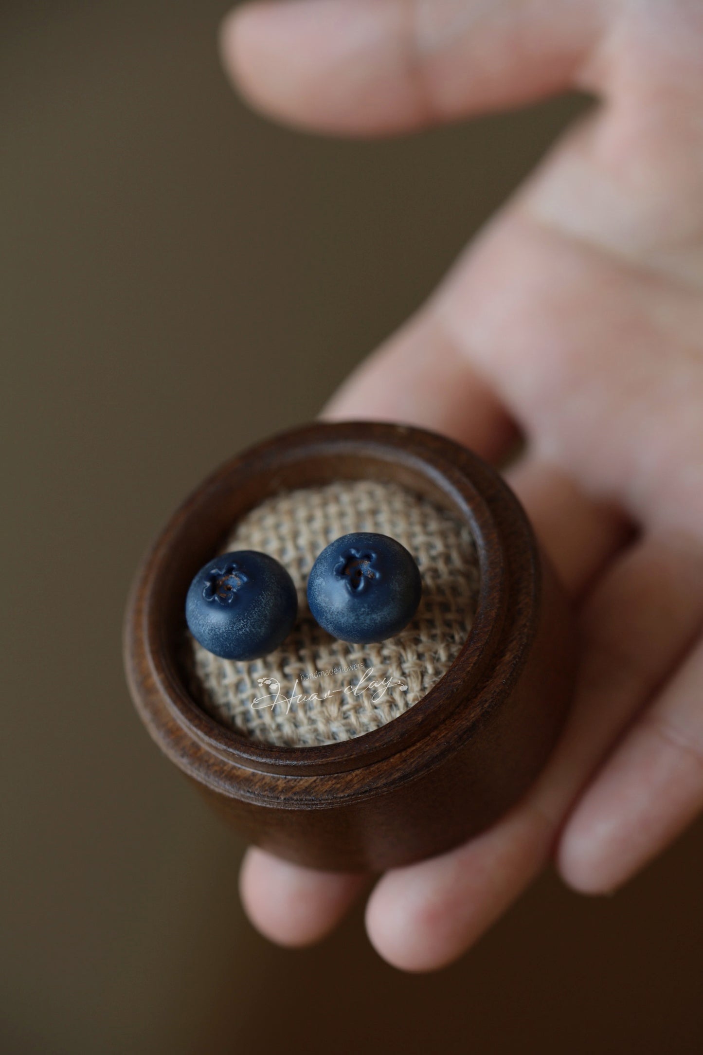 Blueberry Earring（no-leaf version）